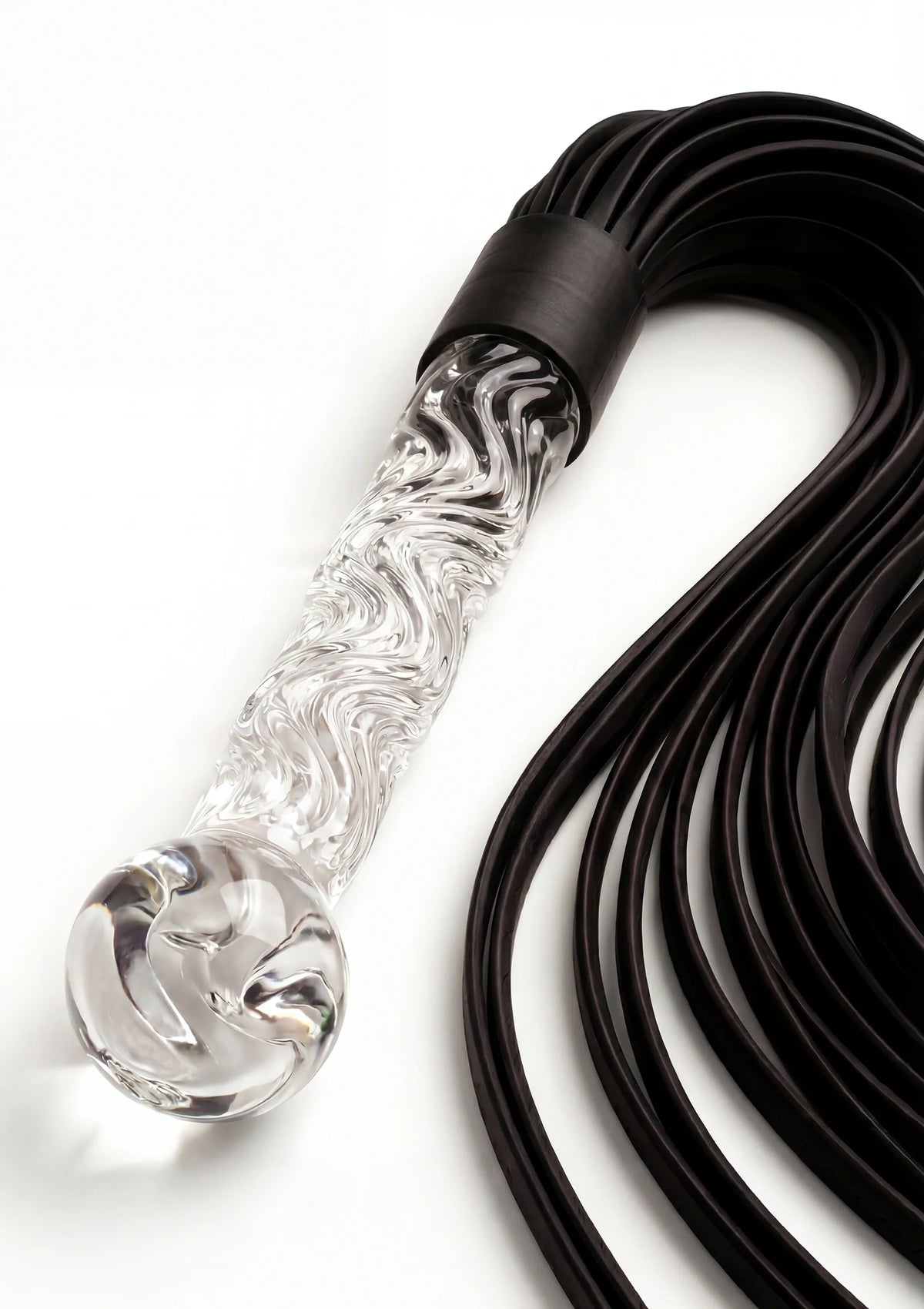 Bestel: Crystal Leather Whip ToyJoy Glass Worxx - bij Happytoys.nl, happytoys.be, Happytoys.ae: erotische sex webshop | liever Happy dan Easy ⭐⭐⭐⭐⭐