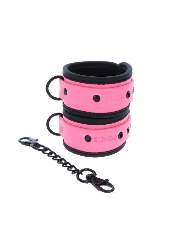 Bestel: Ankle Cuffs In The Dark by Taboom - bij Happytoys.nl, happytoys.be, Happytoys.ae: erotische sex webshop | liever Happy dan Easy ⭐⭐⭐⭐⭐