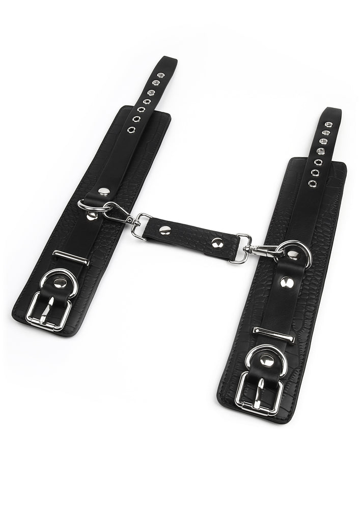 Bestel: Croc - Embossed Wrist Cuffs by Avanza Feros - bij Happytoys.nl, happytoys.be, Happytoys.ae: erotische sex webshop | liever Happy dan Easy ⭐⭐⭐⭐⭐