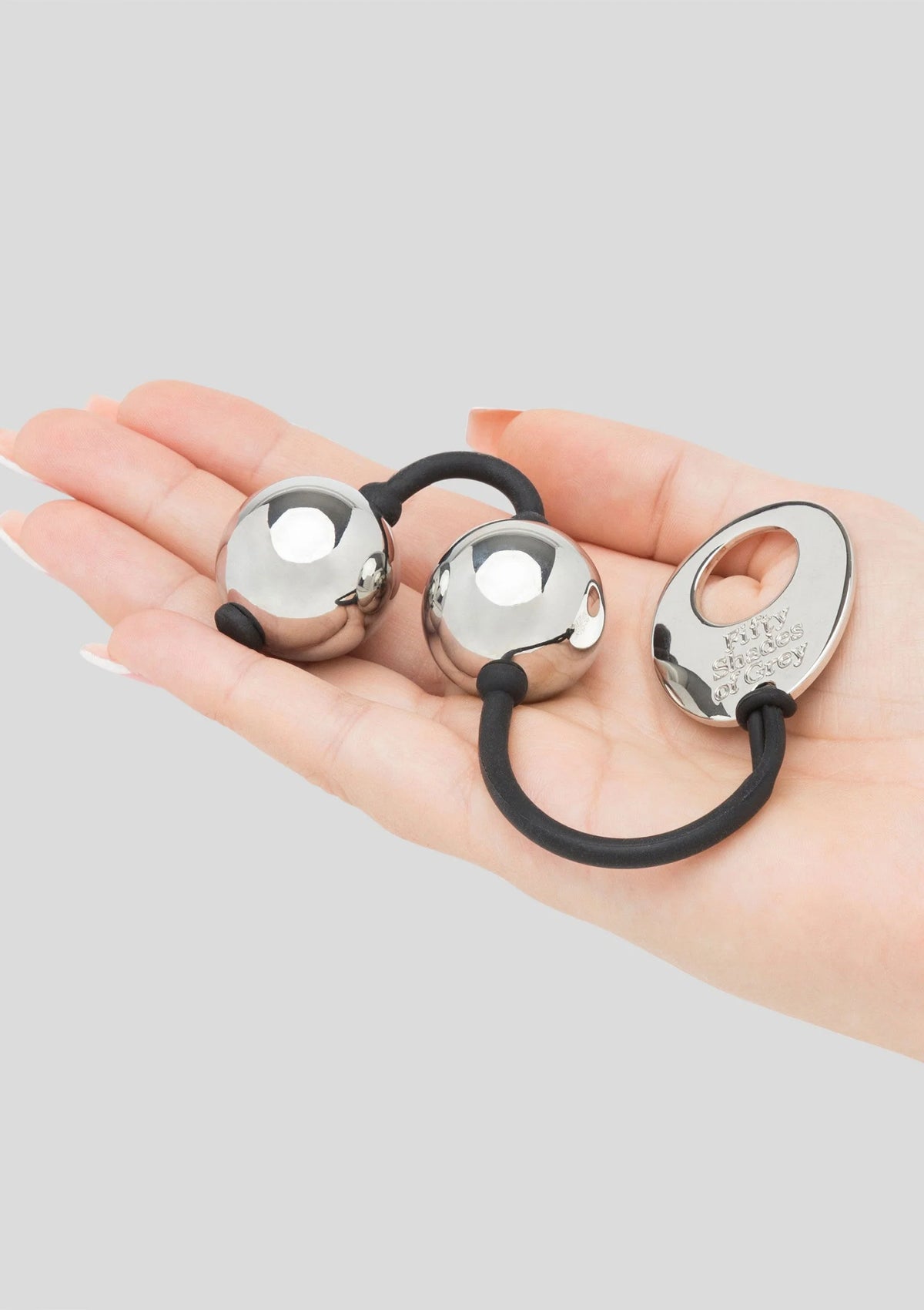 Bestel: Inner Goddess Silver Pleasure Balls 331g by Fifty Shades of Grey - bij Happytoys.nl, happytoys.be, Happytoys.ae: erotische sex webshop | liever Happy dan Easy βββββ