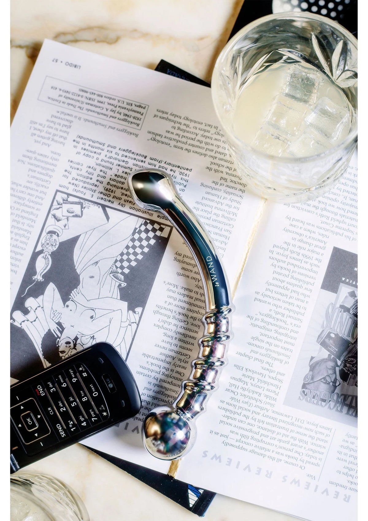 Bestel: Chrome Bow butplug by Le Wand - bij Happytoys: de erotische sex webshop | liever Happy dan Easy ⭐⭐⭐⭐⭐