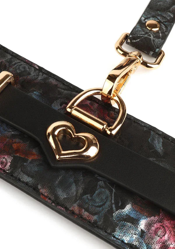 Bestel: Floral Jacquard Wrist Cuffs by Geisha - bij Happytoys.nl, happytoys.be, Happytoys.ae: erotische sex webshop | liever Happy dan Easy βββββ