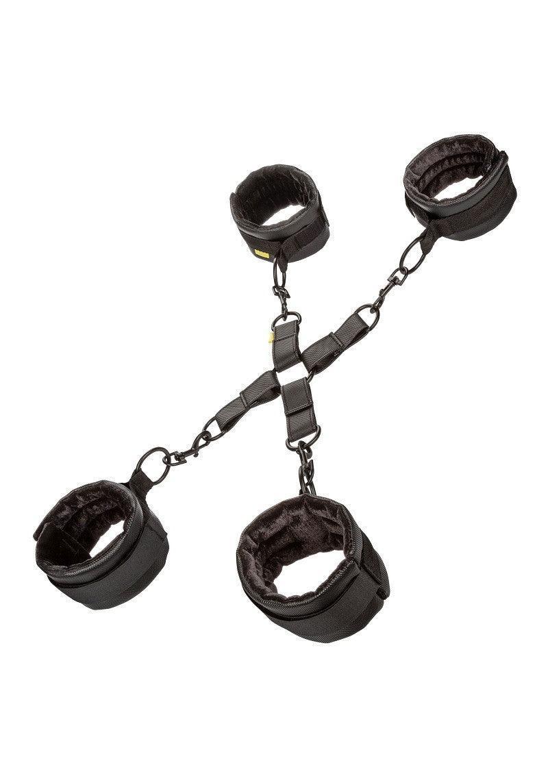 Bestel: Boundless Hog Tie by CalExotics - bij Happytoys.nl, happytoys.be, Happytoys.ae: erotische sex webshop | liever Happy dan Easy ⭐⭐⭐⭐⭐
