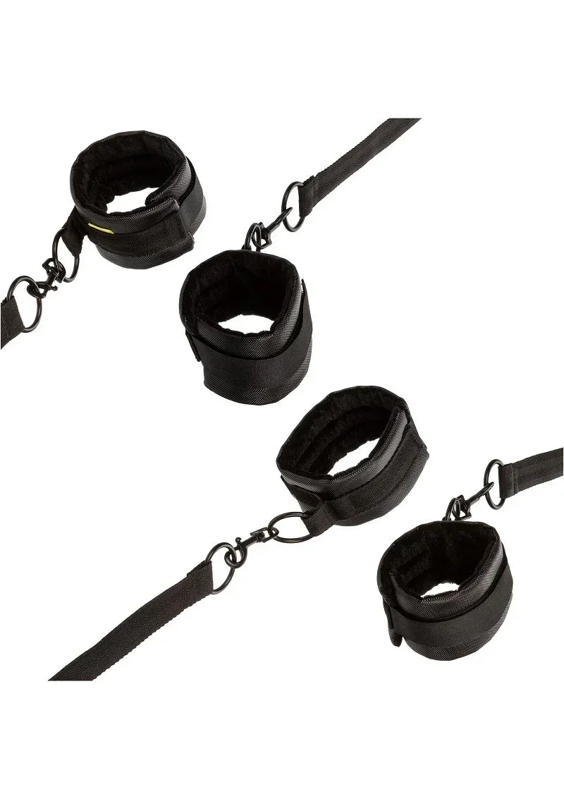 Bestel: Boundless Bed Restraint by CalExotics - bij Happytoys.nl, happytoys.be, Happytoys.ae: erotische sex webshop | liever Happy dan Easy ⭐⭐⭐⭐⭐