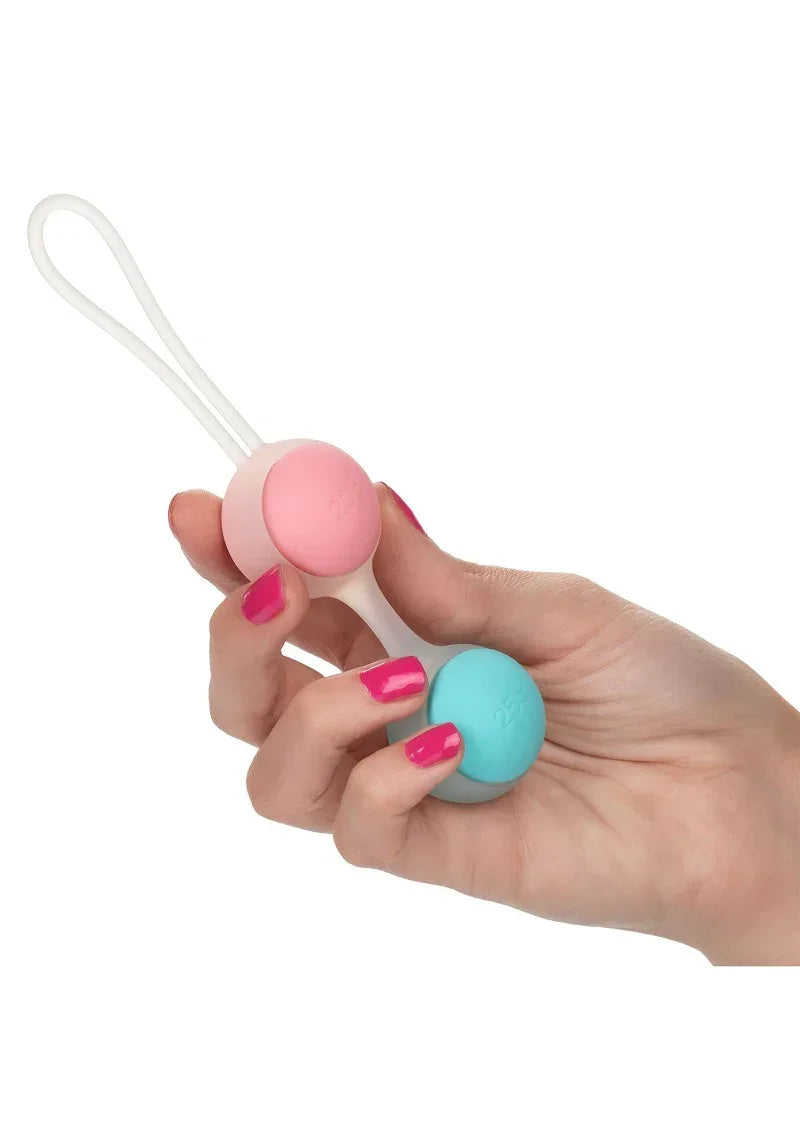 Bestel: CalExotics She - ology Interchangeable Weighted Kegel Set - bij Happytoys.nl, happytoys.be, Happytoys.ae: erotische sex webshop | liever Happy dan Easy βββββ