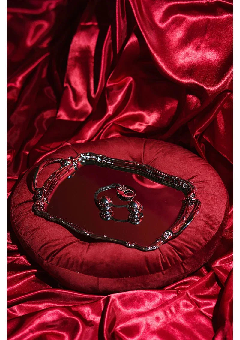 Bestel: Inner Goddess Silver Pleasure Balls 331g by Fifty Shades of Grey - bij Happytoys.nl, happytoys.be, Happytoys.ae: erotische sex webshop | liever Happy dan Easy βββββ