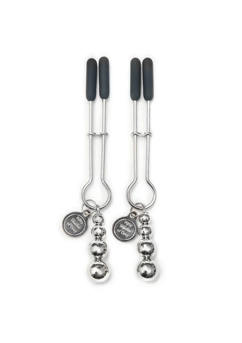 Bestel: The Pinch Adjustable Nipple Clamps by Fifty Shades of Grey - bij Happytoys.nl, happytoys.be, Happytoys.ae: erotische sex webshop | liever Happy dan Easy βββββ