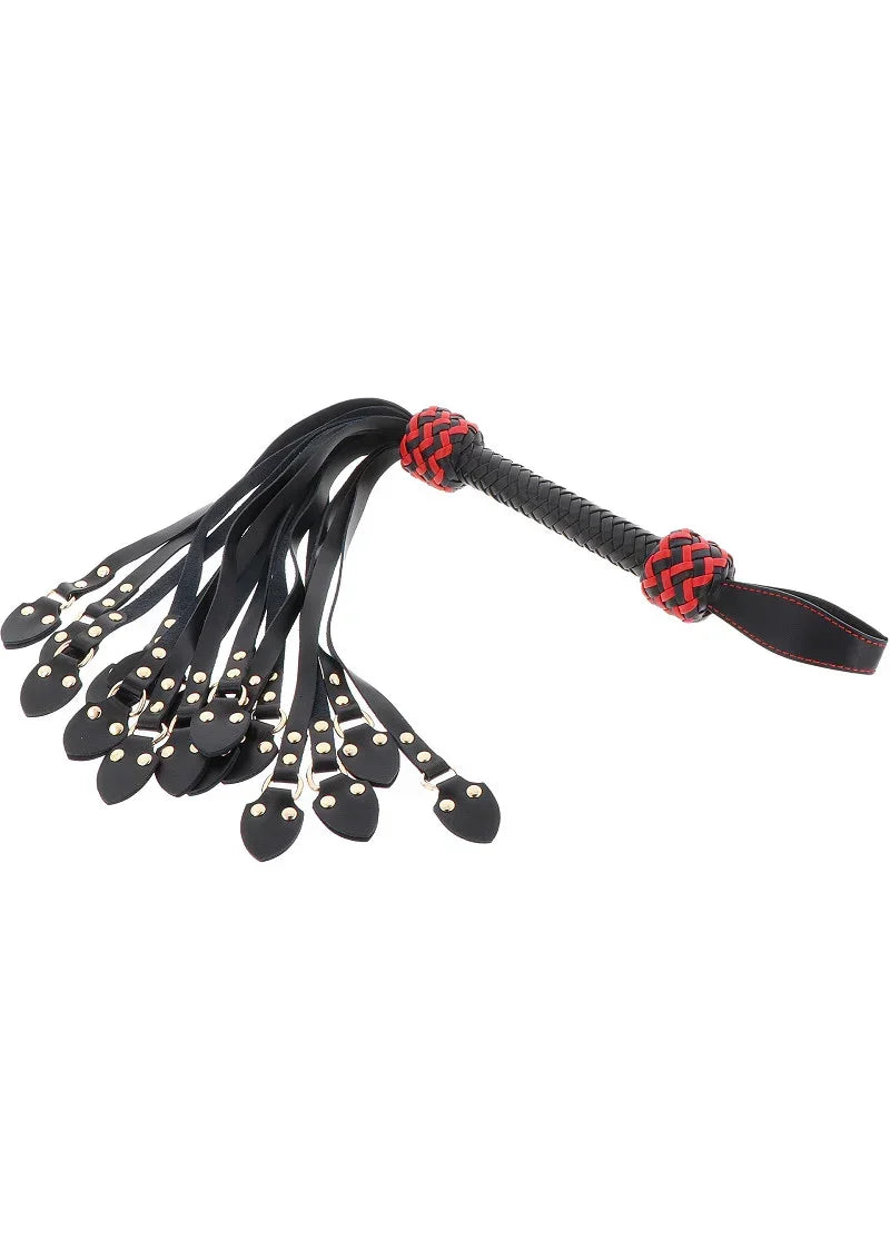 Bestel: Masters Real Leather Cat - o - Nine Whip by Hidden Desire - bij Happytoys.nl, happytoys.be, Happytoys.ae: erotische sex webshop | liever Happy dan Easy ⭐⭐⭐⭐⭐