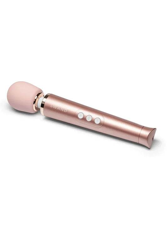 Petite Rechargeable (rose gold) by Le Wand - Happytoys Sexshop: online sex shop for Feeling Happy & Easy 😊 - Discreet geleverd
