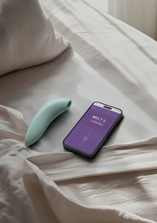 Bestel: Melt 2 Airpressure Vibrator Green by WeVibe - bij Happytoys.nl, happytoys.be, Happytoys.ae: erotische sex webshop | liever Happy dan Easy ⭐⭐⭐⭐⭐