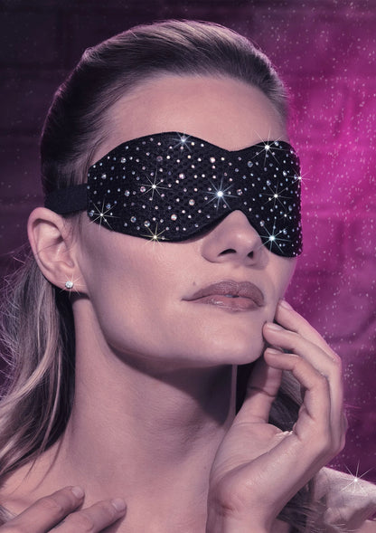 Bestel: Radiance Blackout Eye Mask by CalExotics - bij Happytoys.nl, happytoys.be, Happytoys.ae: erotische sex webshop | liever Happy dan Easy ⭐⭐⭐⭐⭐