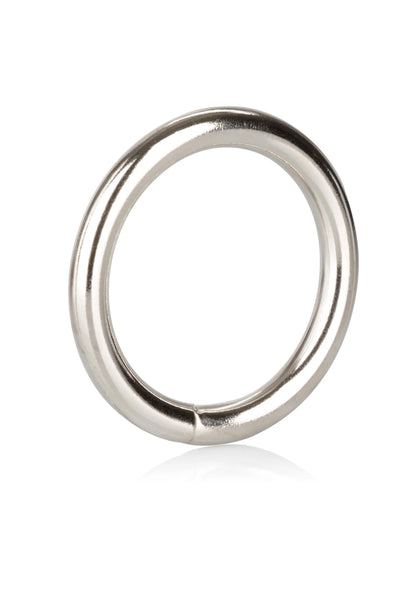 Bestel: Silver Ring - Medium by CalExotics Rings - cockrings bij Happytoys.nl, happytoys.be, Happytoys.ae: erotische sex webshop | liever Happy dan Easy ⭐⭐⭐⭐⭐