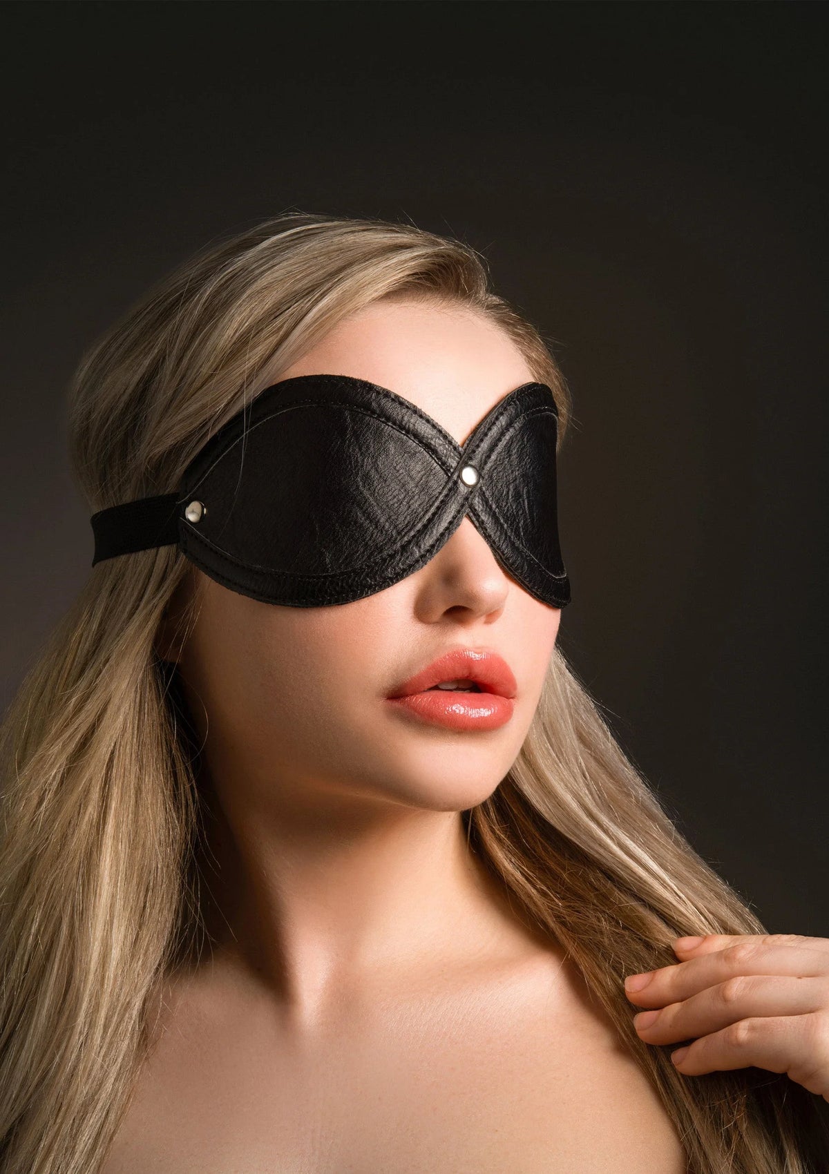 Bestel: Infinity Blindfold - bij Happytoys.nl, happytoys.be, Happytoys.ae: erotische sex webshop | liever Happy dan Easy ⭐⭐⭐⭐⭐