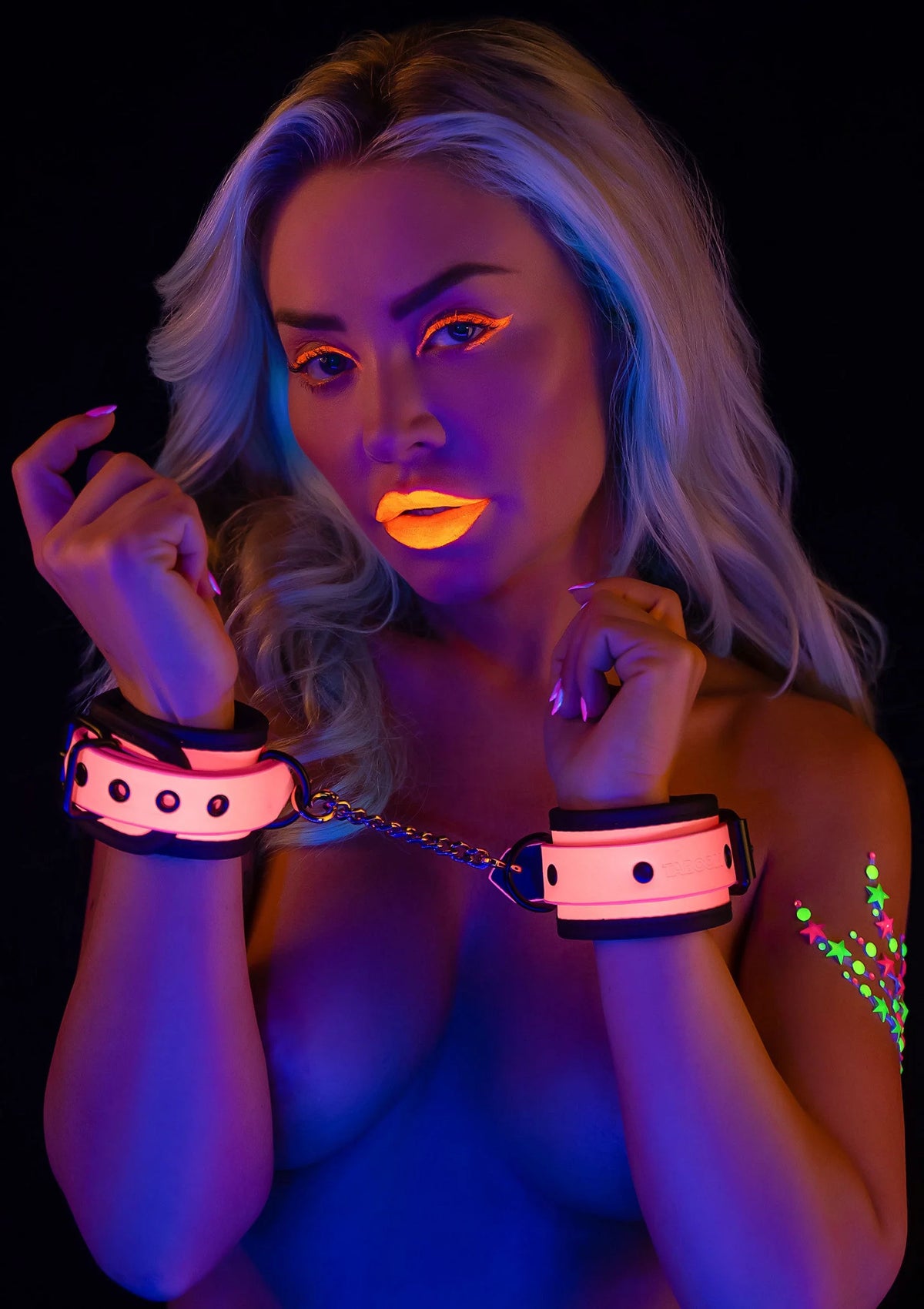 Bestel: Wrist Cuffs by Taboom - bij Happytoys.nl, happytoys.be, Happytoys.ae: erotische sex webshop | liever Happy dan Easy ⭐⭐⭐⭐⭐