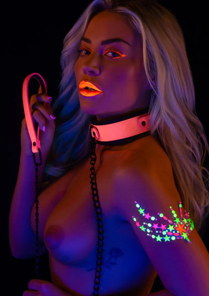 Bestel: Collar and Chain Leash - bij Happytoys.nl, happytoys.be, Happytoys.ae: erotische sex webshop | liever Happy dan Easy ⭐⭐⭐⭐⭐ - Default Title - 17204 - PINK