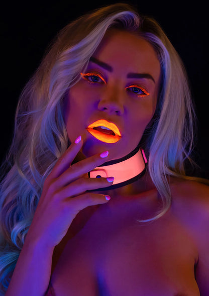 Bestel: Collar and Chain Leash - bij Happytoys.nl, happytoys.be, Happytoys.ae: erotische sex webshop | liever Happy dan Easy ⭐⭐⭐⭐⭐