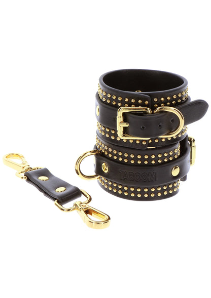 Bestel: Vogue Studded Wrist Cuffs Set by Taboom - bij Happytoys.nl, happytoys.be, Happytoys.ae: erotische sex webshop | liever Happy dan Easy ⭐⭐⭐⭐⭐
