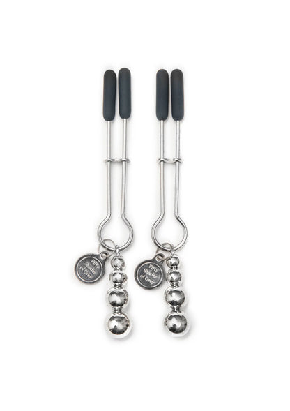 Bestel: The Pinch Adjustable Nipple Clamps by Fifty Shades of Grey - bij Happytoys.nl, happytoys.be, Happytoys.ae: erotische sex webshop | liever Happy dan Easy ⭐⭐⭐⭐⭐ - Default Title - 29038 - SILVER