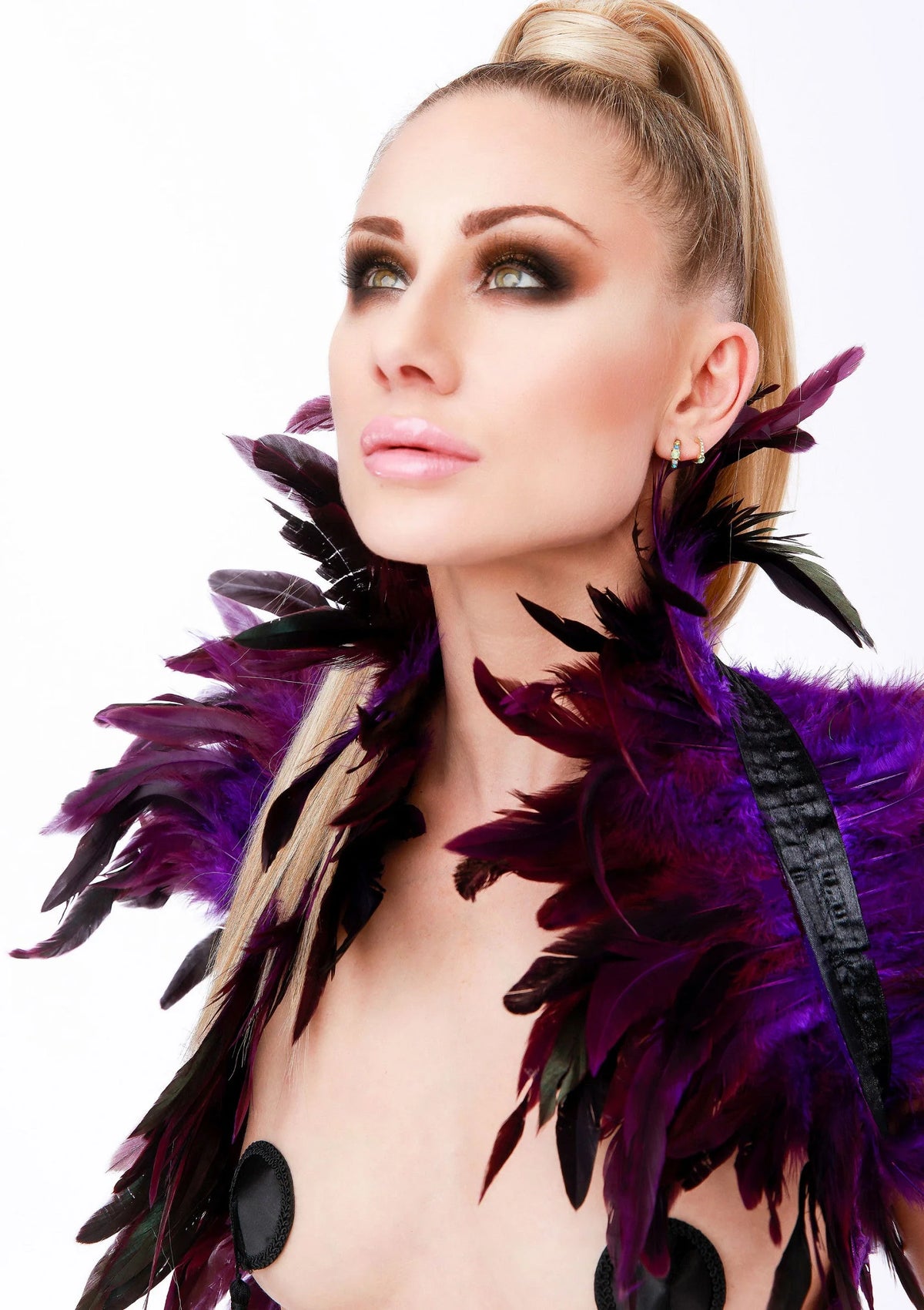 Bestel: Feather Shoulder Wrap - bij Happytoys.nl, happytoys.be, Happytoys.ae: erotische sex webshop | liever Happy dan Easy ⭐⭐⭐⭐⭐ - Default Title - 70800 - PURPLE - O/S