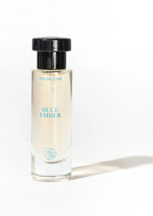 Bestel: Phero Parfum Attract Her 30 ml - bij Happytoys.nl, happytoys.be, Happytoys.ae: erotische sex webshop | liever Happy dan Easy ⭐⭐⭐⭐⭐ - Default Title - 93950 - BLUEEMBER - 30