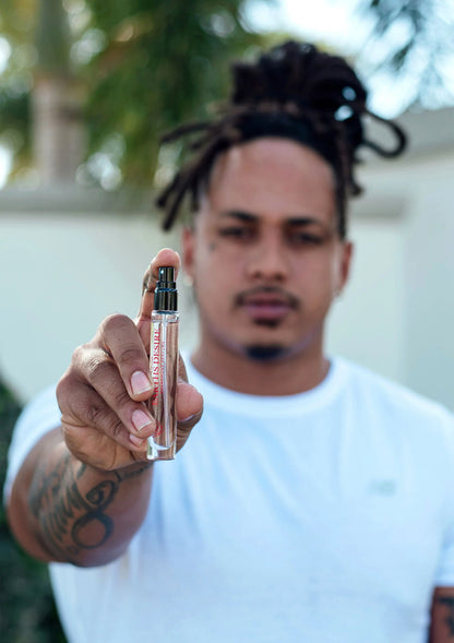Bestel: Phero Parfum Attract Her 10 ml - bij Happytoys.nl, happytoys.be, Happytoys.ae: erotische sex webshop | liever Happy dan Easy ⭐⭐⭐⭐⭐