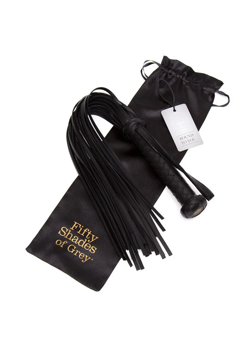 Faux Leather Flogger Fifty Shades Of Grey - Happytoys Sexshop: Toys for Feeling Happy & Easy 😊 - Discreet geleverd
