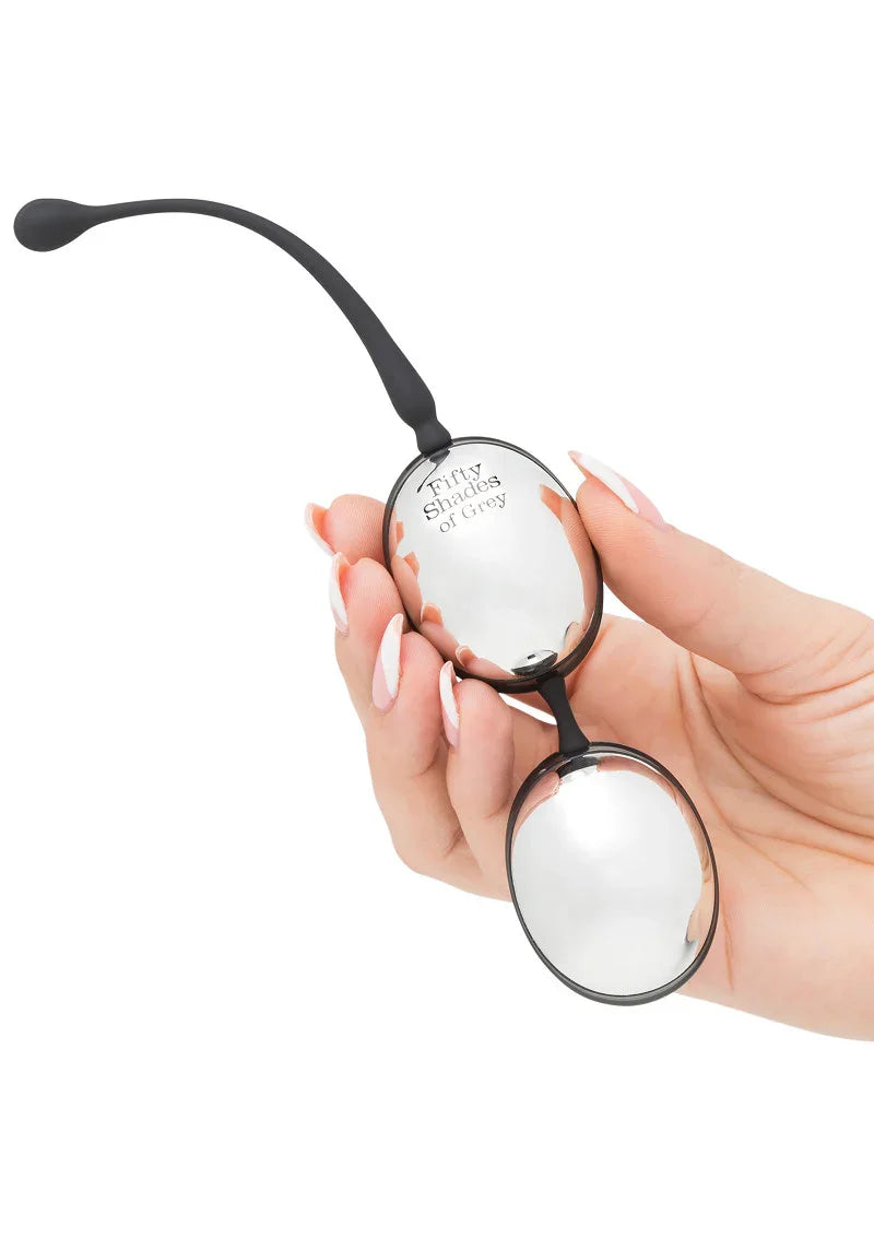 Inner Goddess Silver Jiggle Balls 67g Fifty Shades of Grey - Happytoys Sexshop: Toys for Feeling Happy & Easy 😊 - Discreet geleverd