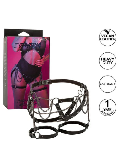 Harness With Chains by CalExotics - Happytoys Sexshop: online sex shop for Feeling Happy & Easy 😊 - Discreet geleverd