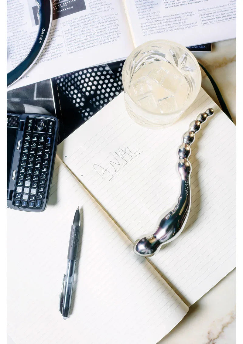 ♂ Le Wand Chrome Swerve - Happytoys Sexshop: Toys for Feeling Happy & Easy 😊 - Discreet geleverd