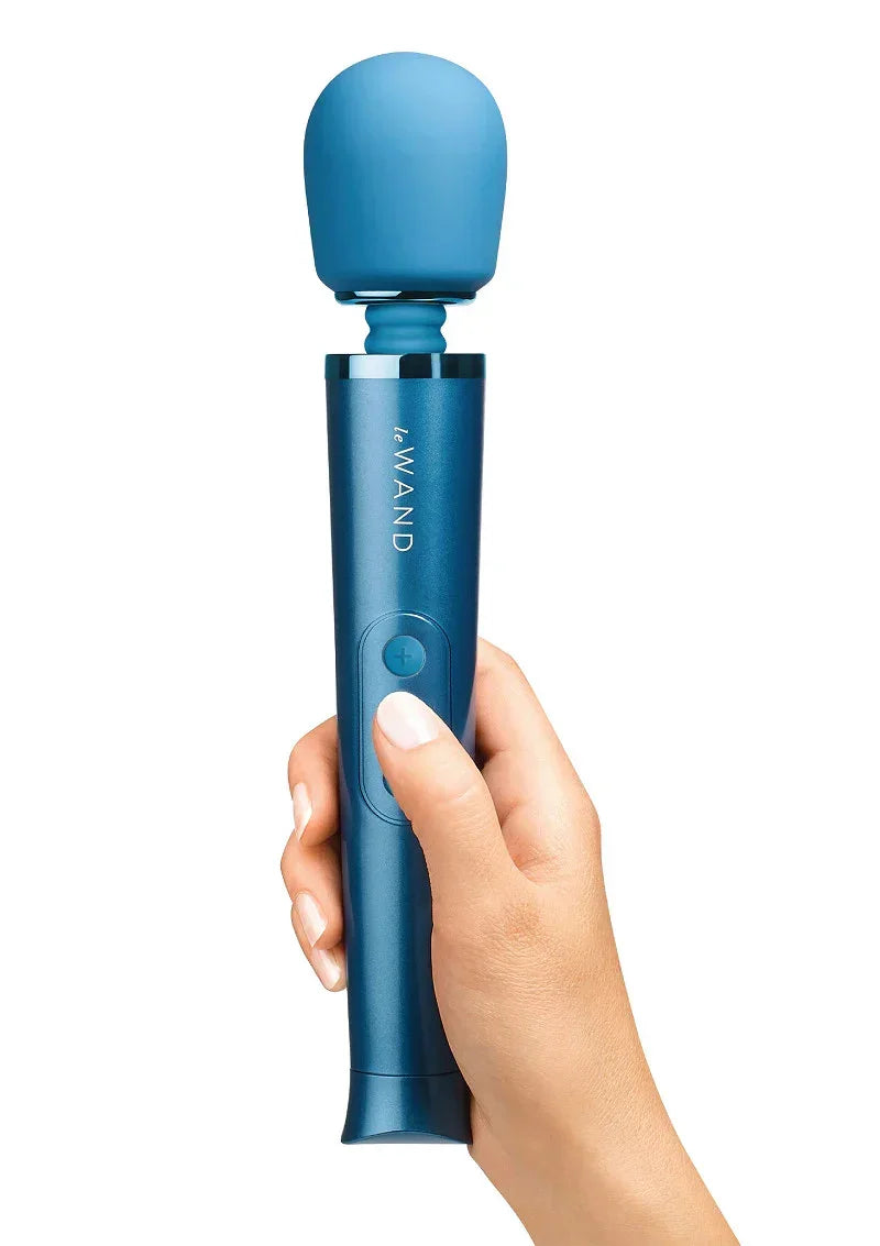 LeWandPetiteRechargeable_blue_1 @ Happytoys Sexshop: online sex shop for Feeling Happy & Easy 😊 the erotic store owned by a woman
