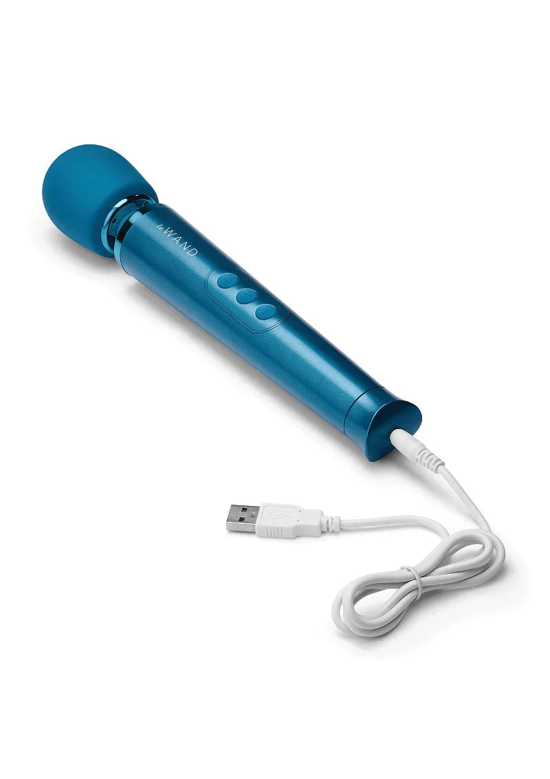 LeWandPetiteRechargeable_blue_5 @ Happytoys Sexshop: online sex shop for Feeling Happy & Easy 😊 the erotic store owned by a woman