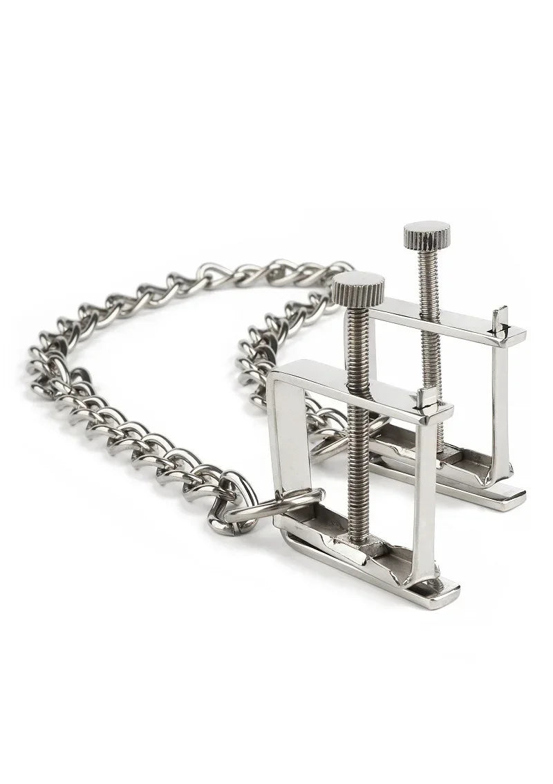 Bestel: Press Nipple Clamps With Chain by Mr. Steel - bij Happytoys.nl, happytoys.be, Happytoys.ae: erotische sex webshop | liever Happy dan Easy ⭐⭐⭐⭐⭐