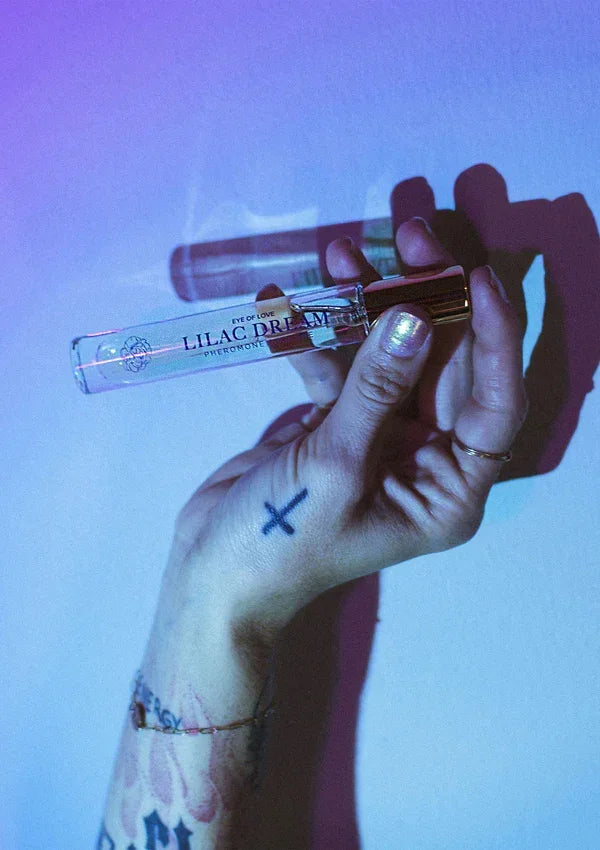 Phero Parfum Attract Him "Lilac Dream" 10 ml by Eye of Love - Happytoys Sexshop: Toys for Feeling Happy & Easy 😊 - Discreet geleverd