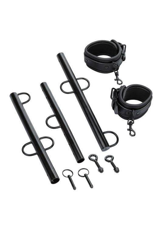 Bestel: Spreader Bar with Cuffs by CalExotics Nocturnal - bij Happytoys.nl, happytoys.be, Happytoys.ae: erotische sex webshop | liever Happy dan Easy ⭐⭐⭐⭐⭐