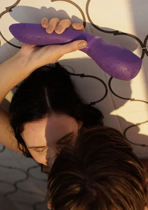 Wand2byWe-Vibe7 @ Happytoys Sexshop: online sex shop for Feeling Happy & Easy 😊 the erotic store owned by a woman