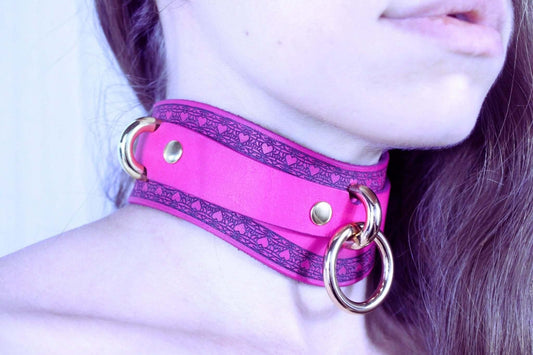 Heart BDSM Collar Sub Collar for BDSM and Petplay - Happytoys Sexshop: online sex shop for Feeling Happy & Easy 😊 - Discreet geleverd